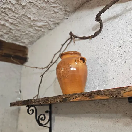 Apartma Vint アパート *