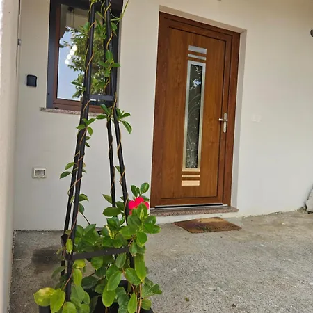 아파트 Apartma Vint Ajdovščina